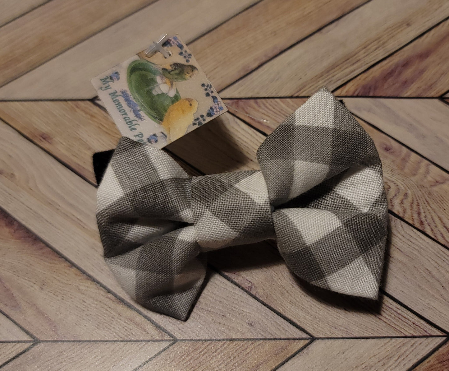Over the Collar Bows