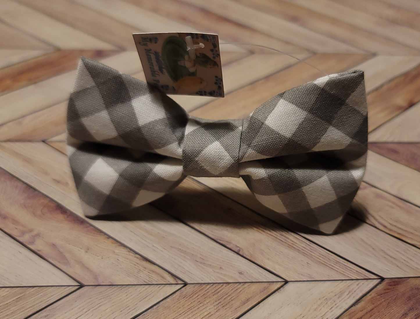 Over the Collar Bows
