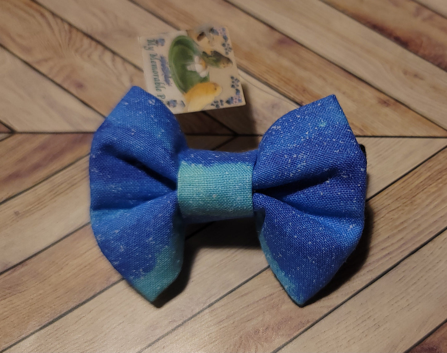 Over the Collar Bows