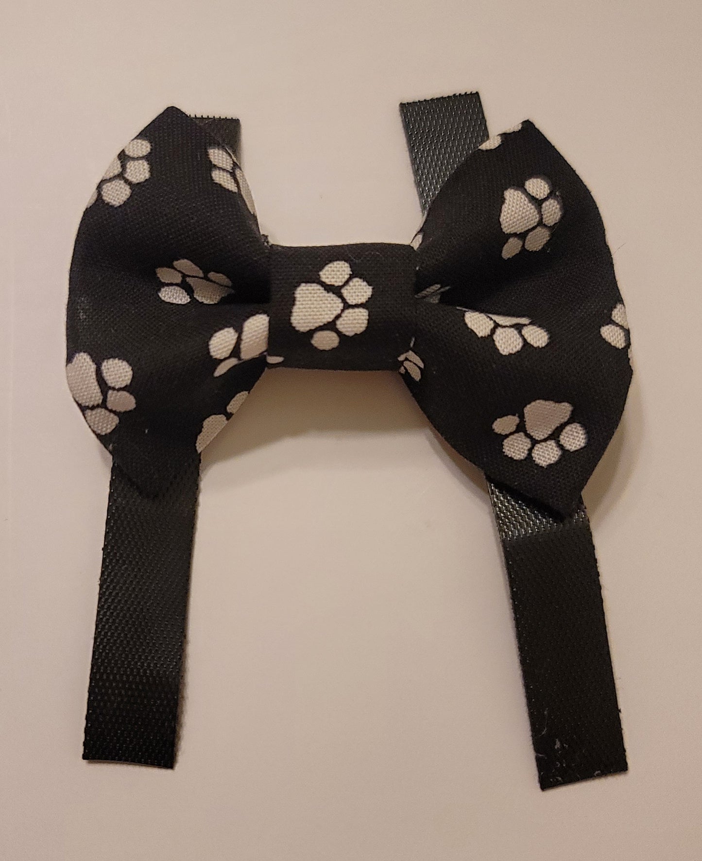 Over the Collar Bows