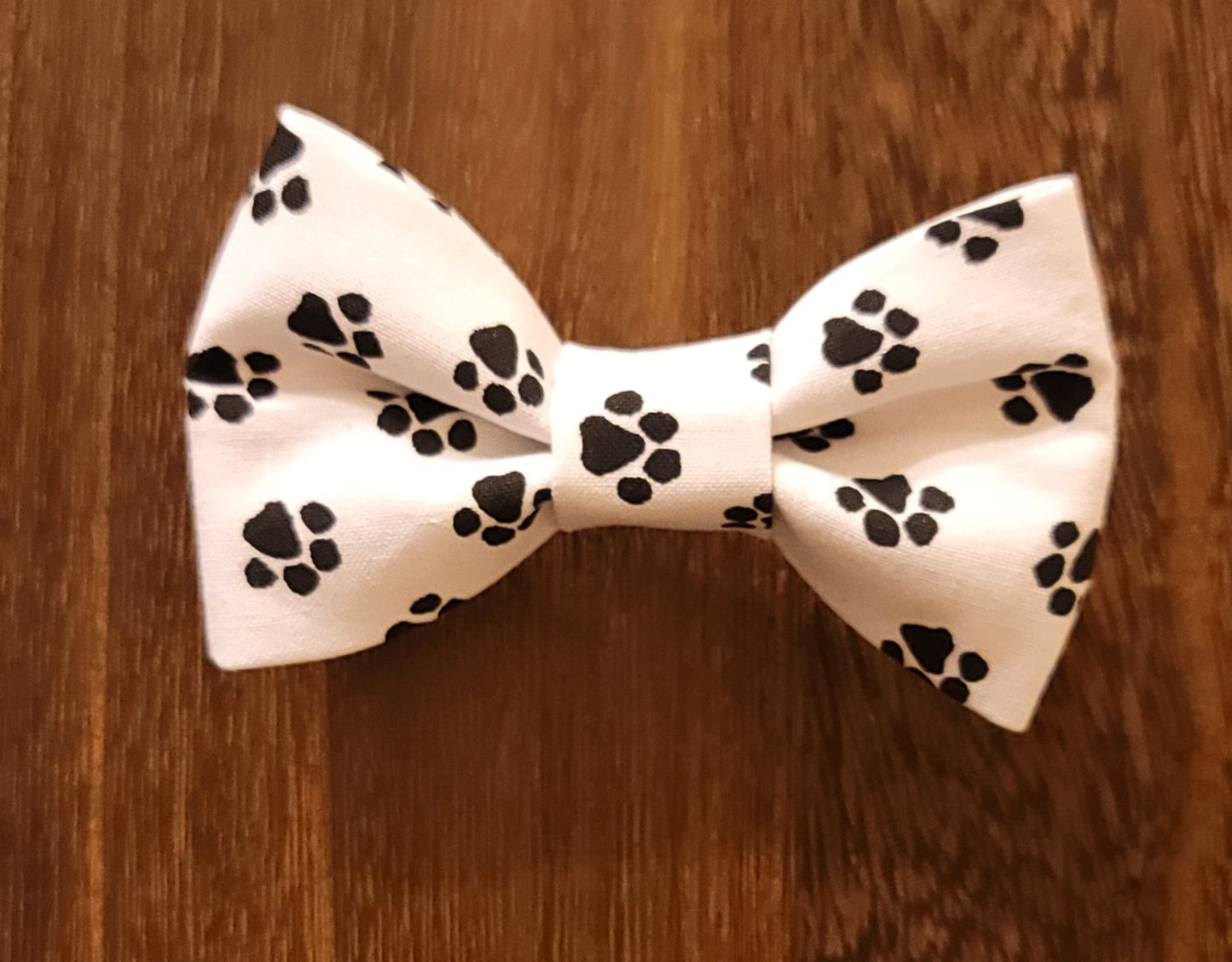 Over the Collar Bows