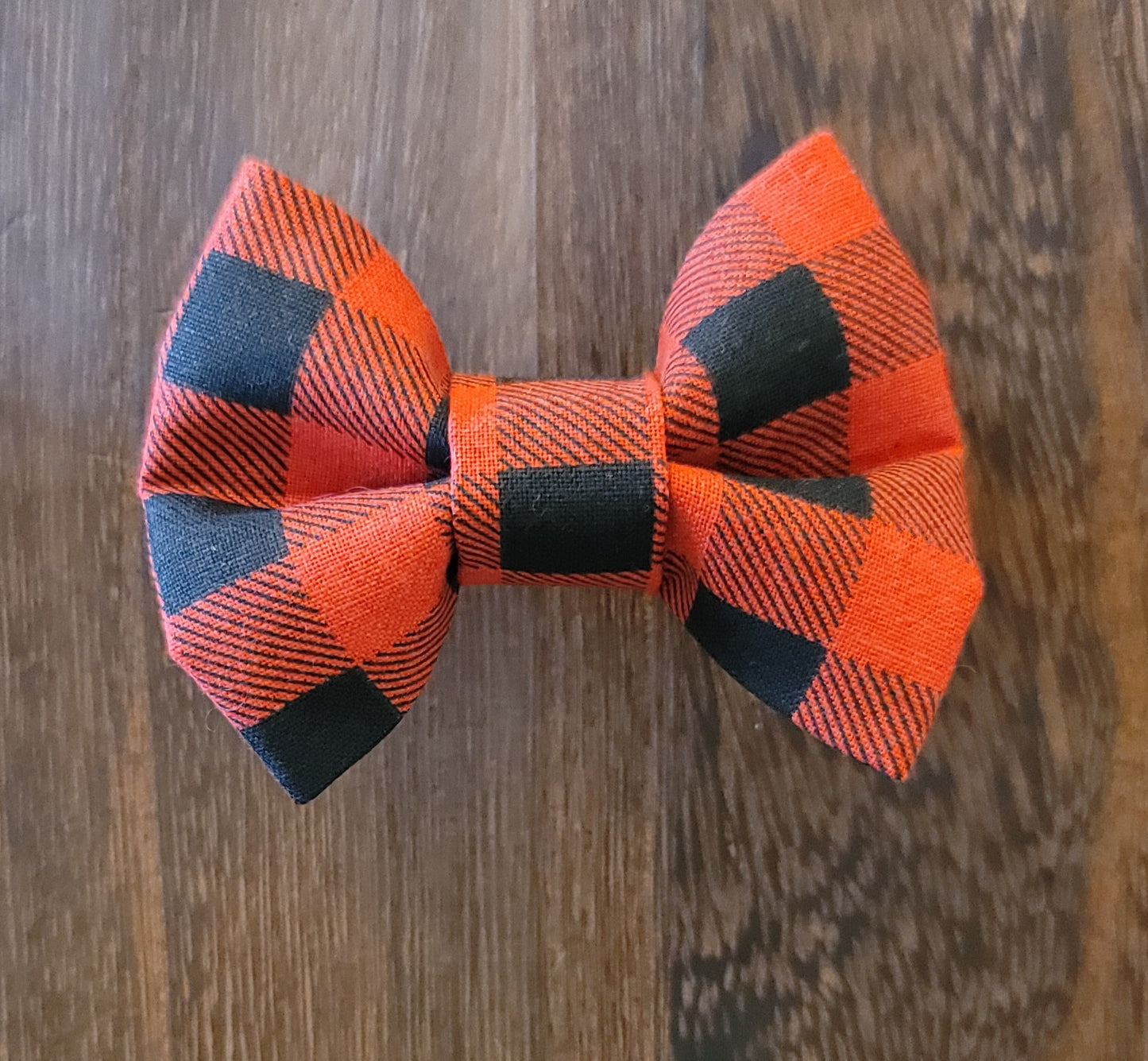 Over the Collar Bows