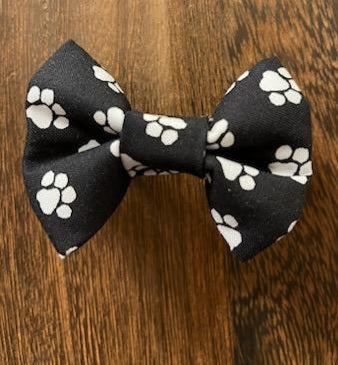 Over the Collar Bows